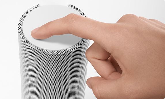 Tombol kontrol difungsikan dengan cara disentuh. (Dok. Logitech)