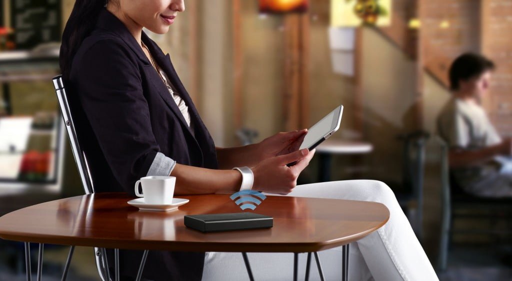 Wireless-Plus2-Cafe-Lifestyle-hi-res