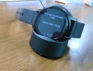 moto 360 docking