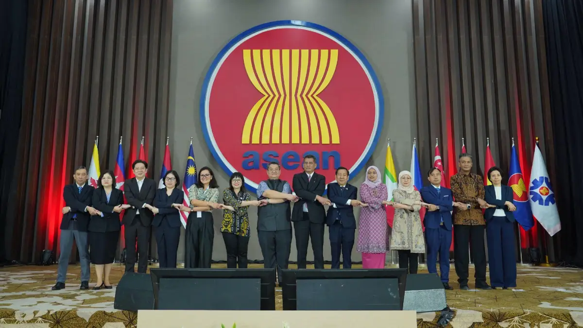 Asean Foundation dan Vero